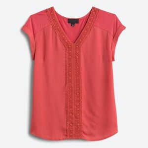 Fortune & Ivy Zora Crochet Trim Mixed
Material Blouse. Size XXL. Coral.